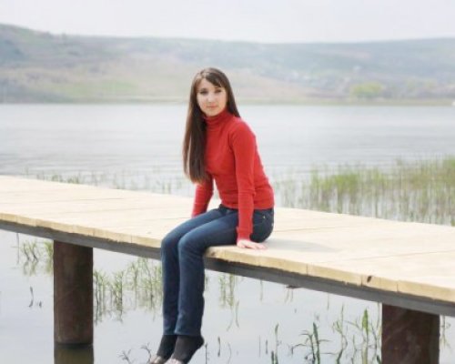 Elena Dragomir - 19 ani